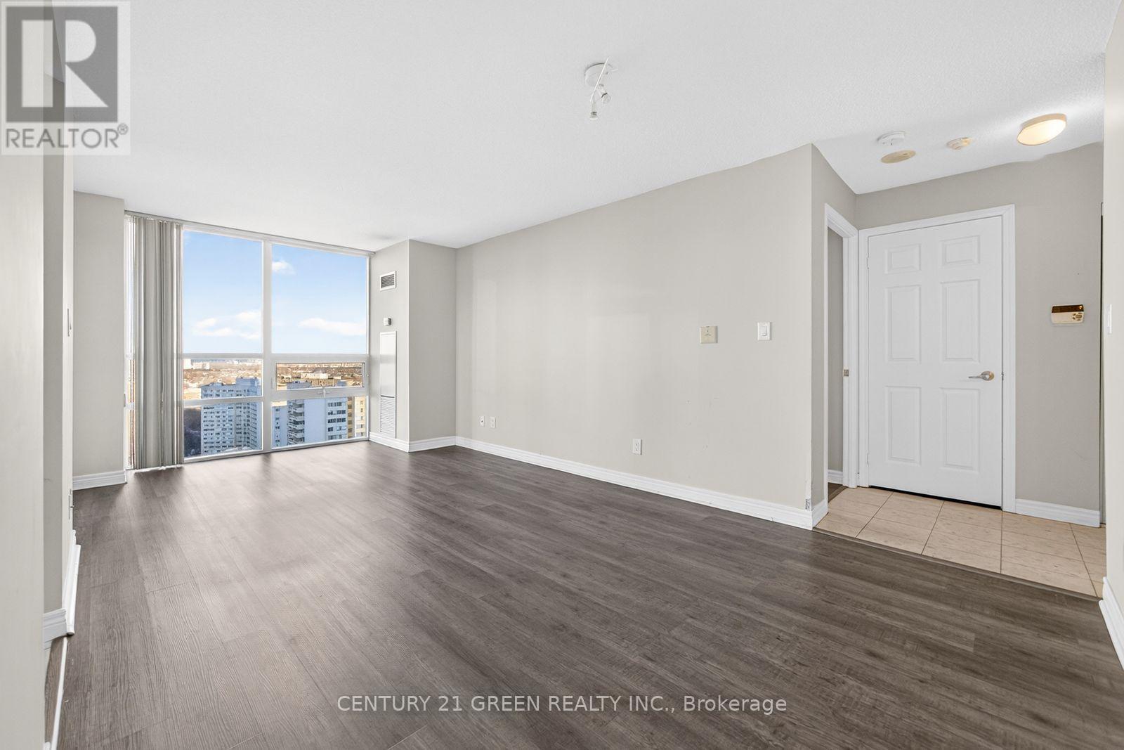 2909 - 208 Enfield Place, Mississauga, Ontario  L5B 0G8 - Photo 2 - W12626574