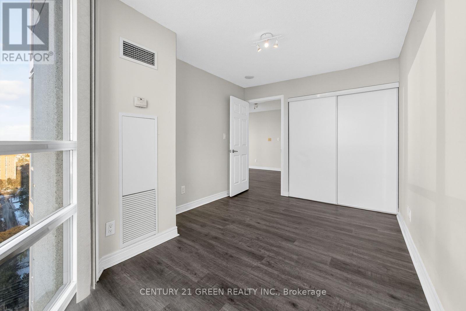 2909 - 208 Enfield Place, Mississauga, Ontario  L5B 0G8 - Photo 20 - W12626574