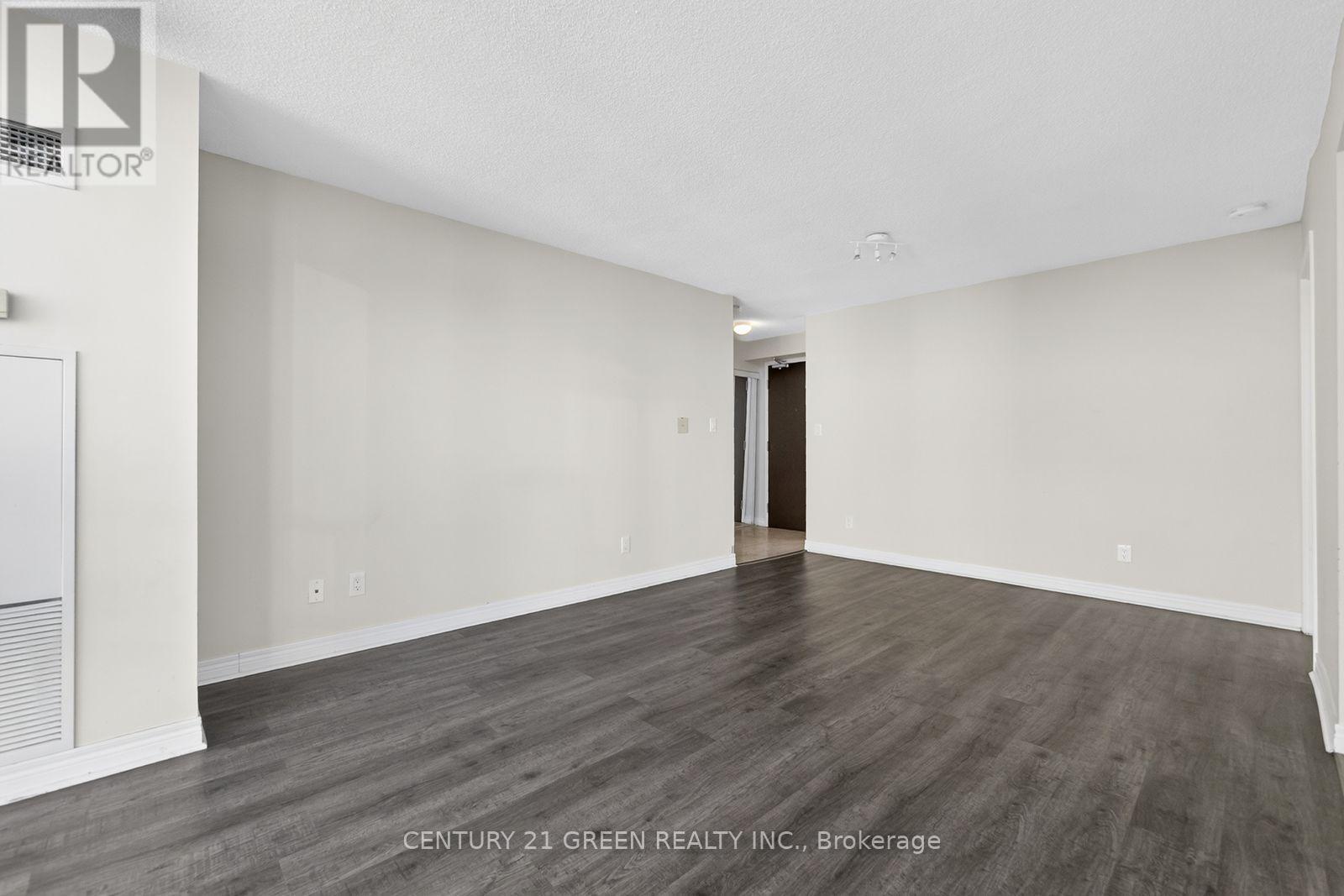 2909 - 208 Enfield Place, Mississauga, Ontario  L5B 0G8 - Photo 3 - W12626574