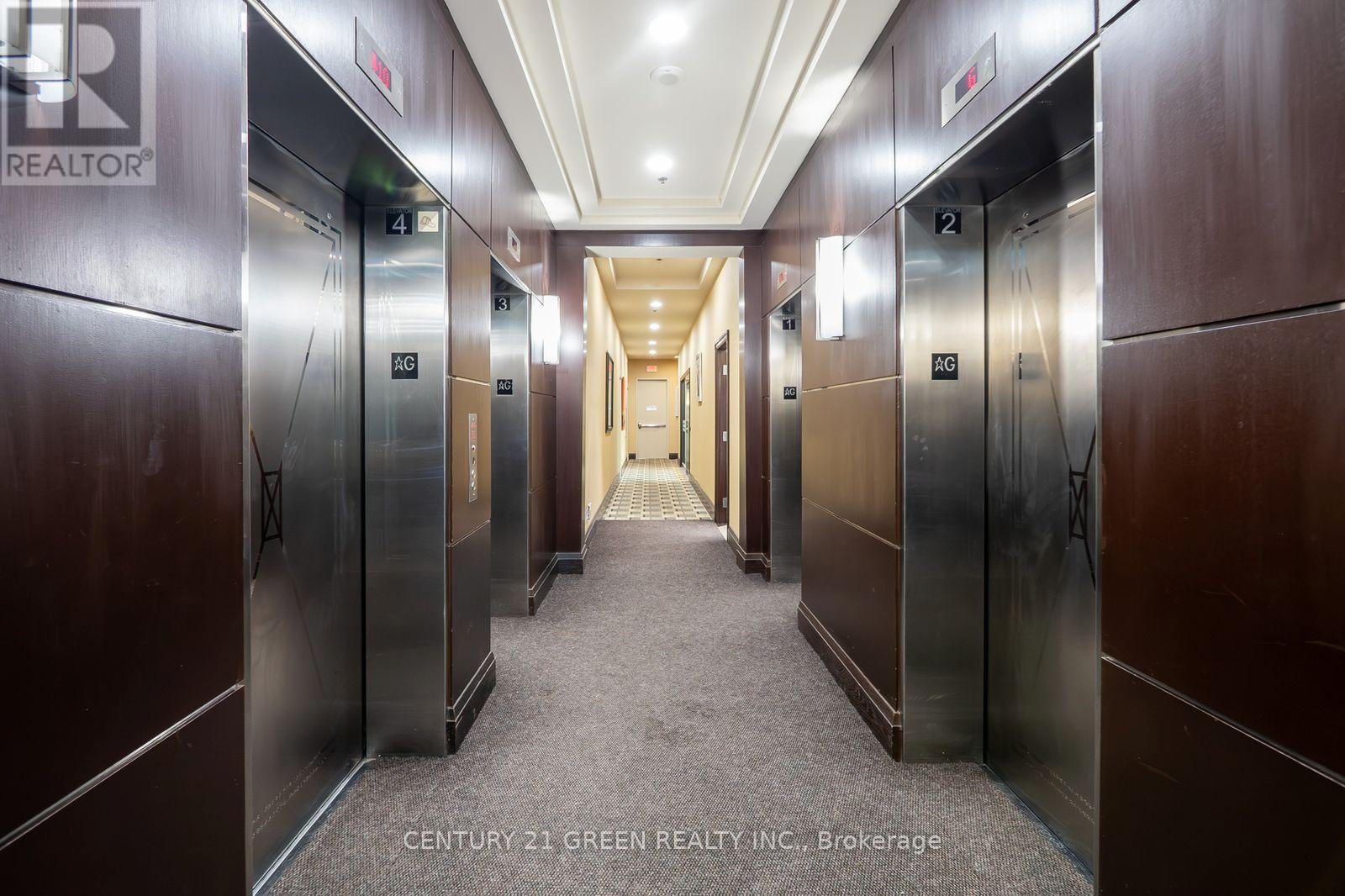 2909 - 208 Enfield Place, Mississauga, Ontario  L5B 0G8 - Photo 37 - W12626574