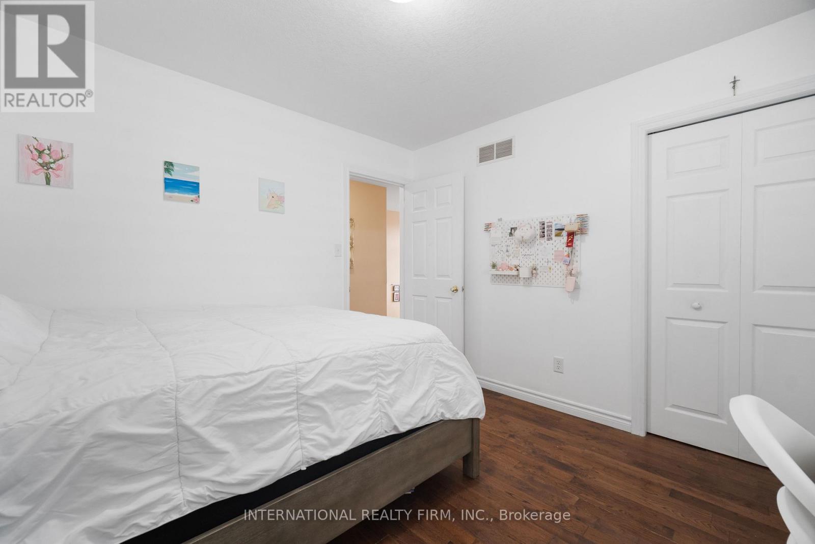 1055 Crosscreek Crescent, London East, Ontario  N5Y 6K9 - Photo 16 - X12626566