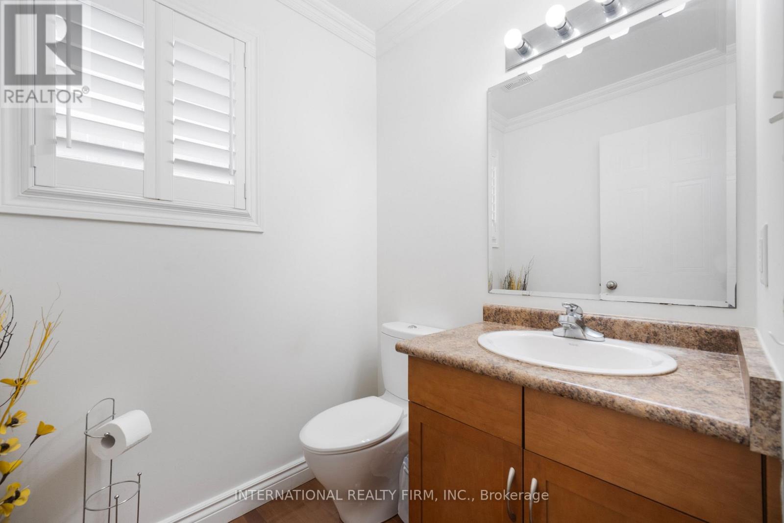 1055 Crosscreek Crescent, London East, Ontario  N5Y 6K9 - Photo 5 - X12626566