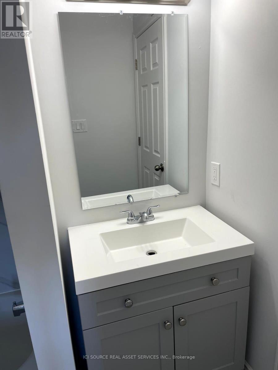 2 - 17 East Street, St. Catharines, Ontario  L2R 3Y9 - Photo 11 - X12626592