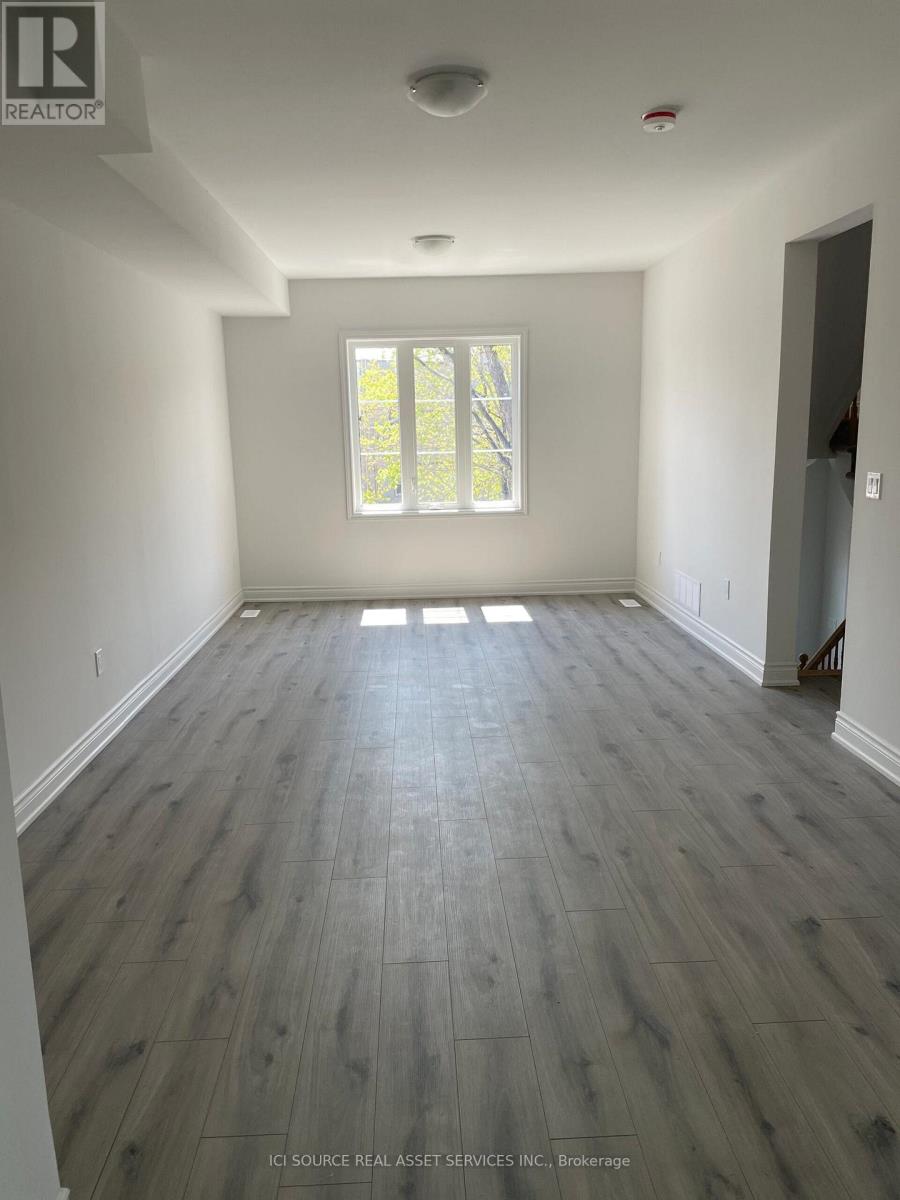 2 - 17 East Street, St. Catharines, Ontario  L2R 3Y9 - Photo 6 - X12626592