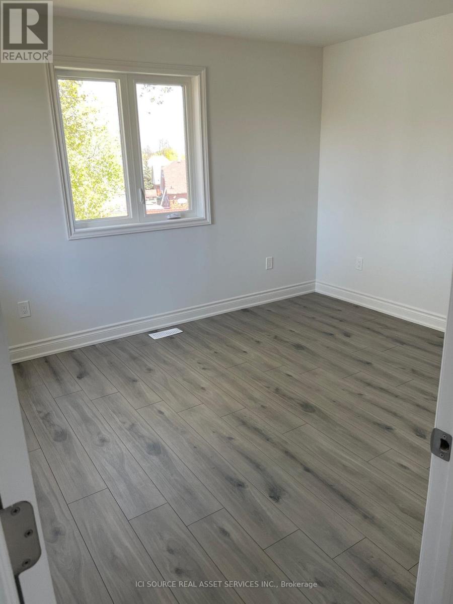 2 - 17 East Street, St. Catharines, Ontario  L2R 3Y9 - Photo 7 - X12626592