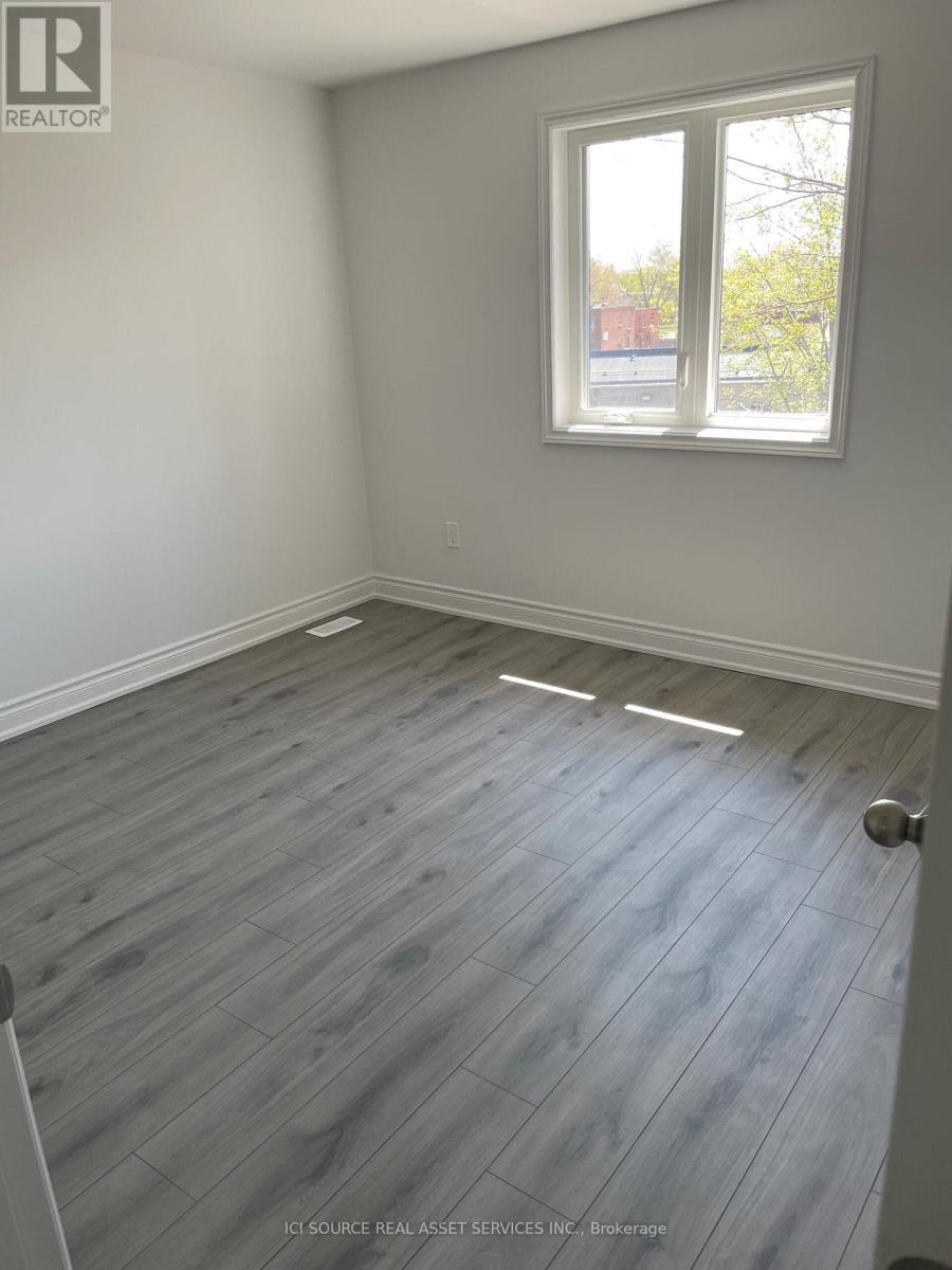 2 - 17 East Street, St. Catharines, Ontario  L2R 3Y9 - Photo 8 - X12626592