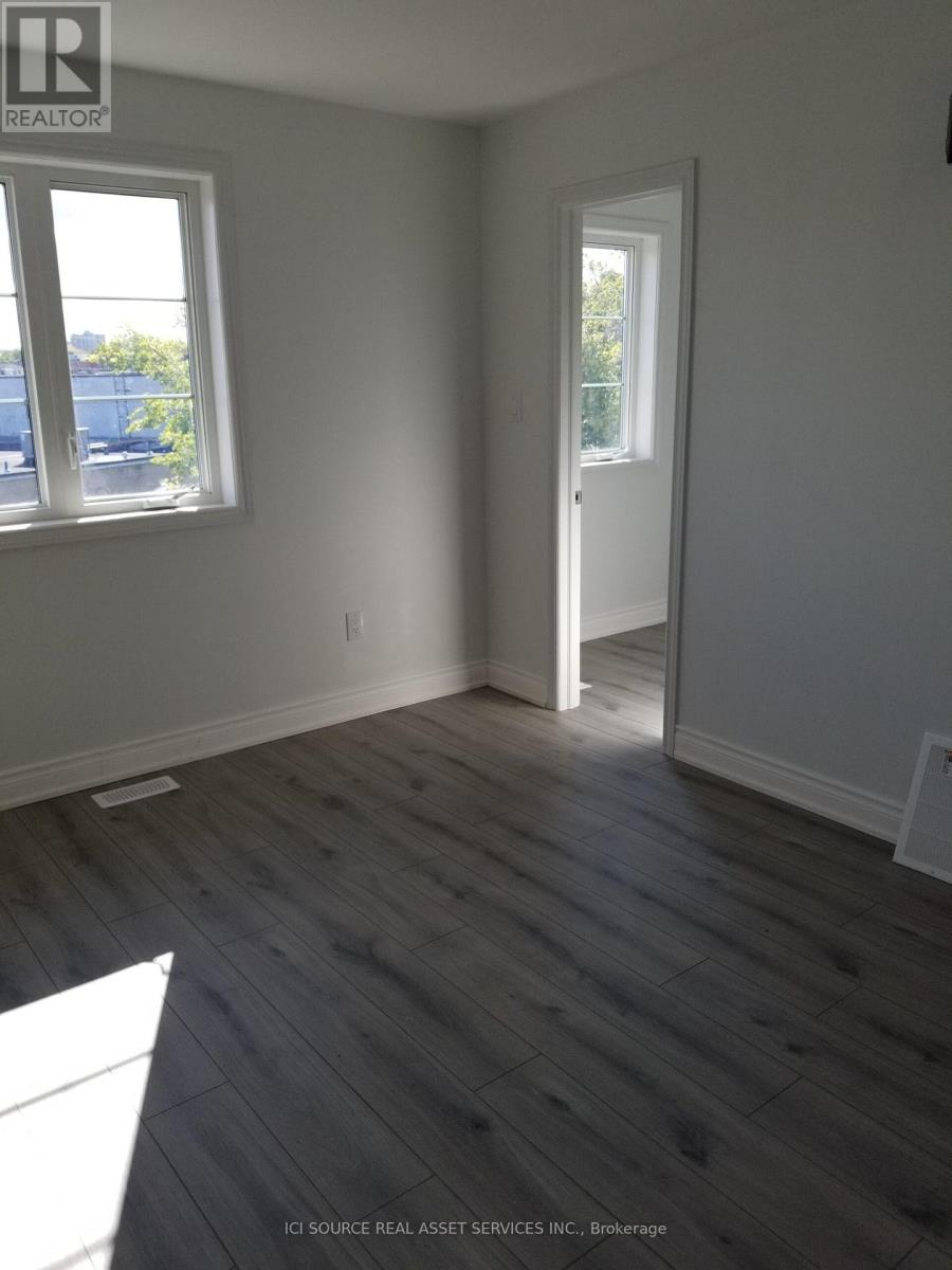 2 - 17 East Street, St. Catharines, Ontario  L2R 3Y9 - Photo 9 - X12626592