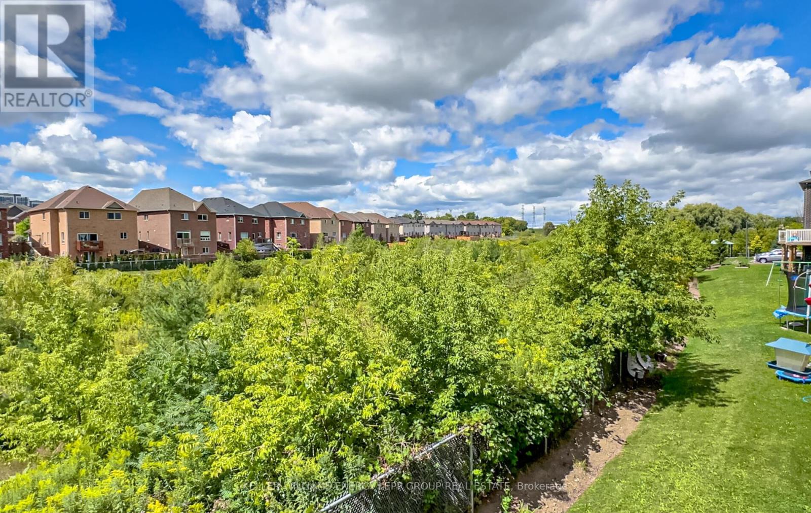 9 - 384 Arctic Red Drive, Oshawa, Ontario  L1L 0M5 - Photo 4 - E12626632