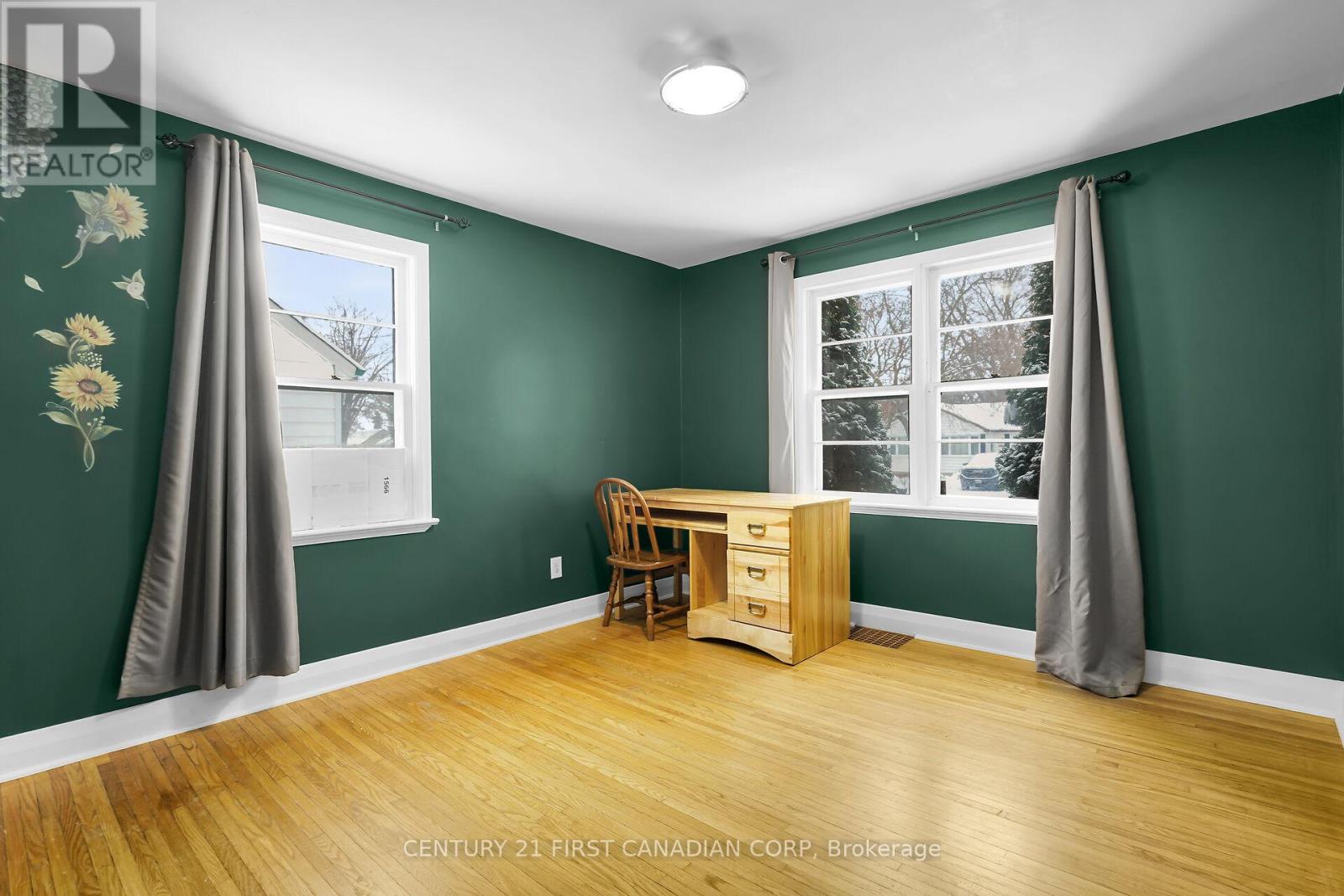 1885 Churchill Avenue, London East, Ontario  N5W 2L4 - Photo 18 - X12626604