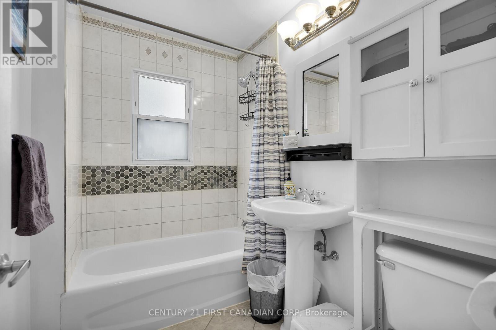 1885 Churchill Avenue, London East, Ontario  N5W 2L4 - Photo 20 - X12626604