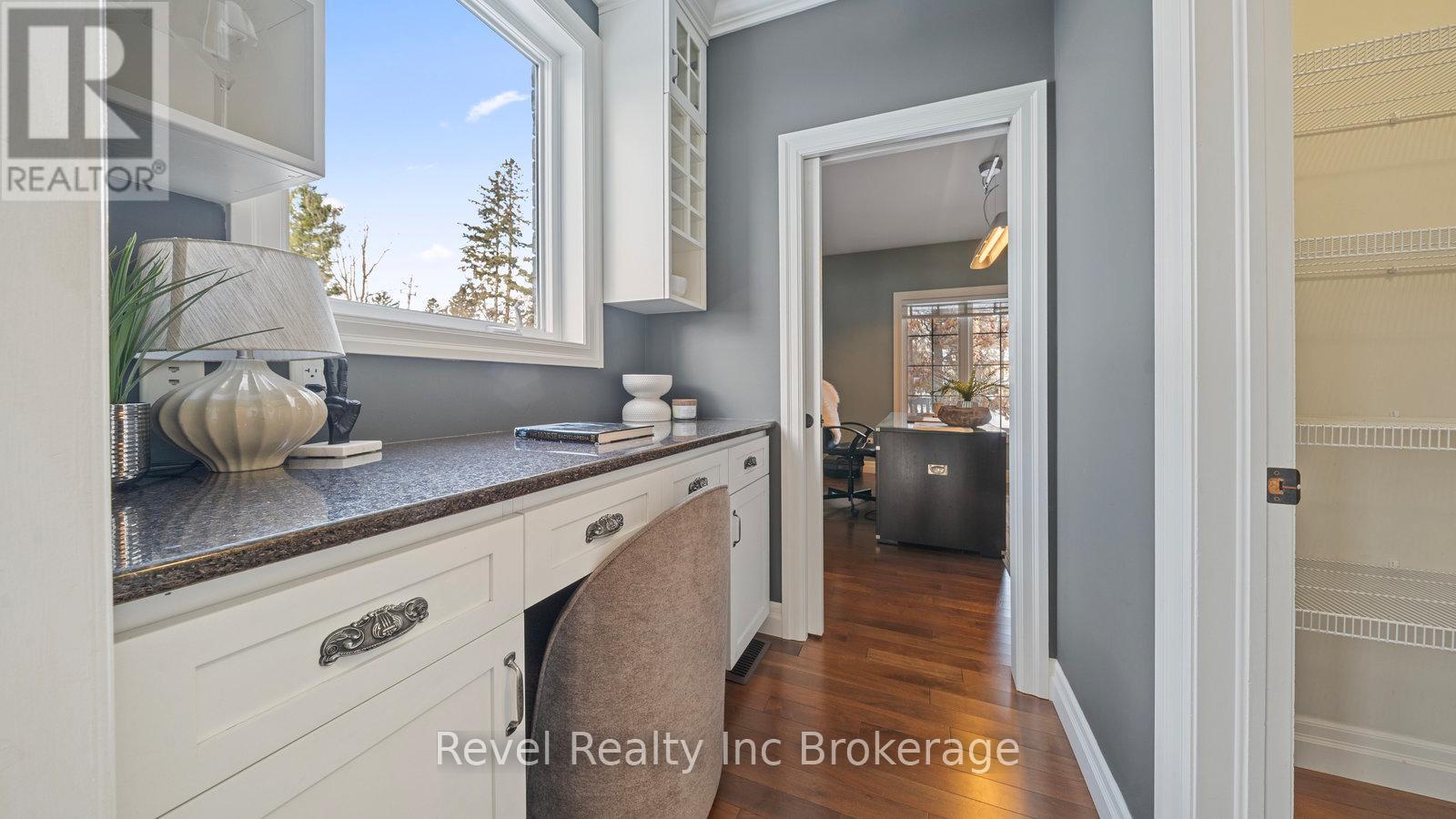 624 Devonshire Avenue, Woodstock (Woodstock - North), Ontario  N4S 5R2 - Photo 12 - X12626600