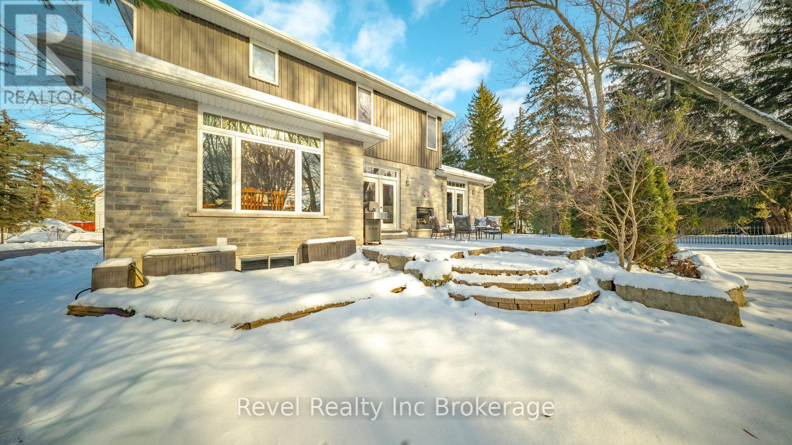 624 Devonshire Avenue, Woodstock (Woodstock - North), Ontario  N4S 5R2 - Photo 34 - X12626600