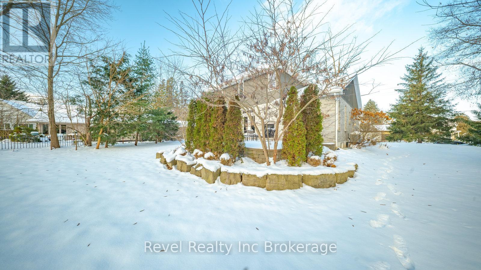 624 Devonshire Avenue, Woodstock (Woodstock - North), Ontario  N4S 5R2 - Photo 38 - X12626600