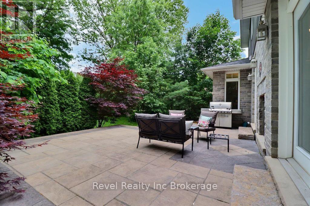 624 Devonshire Avenue, Woodstock (Woodstock - North), Ontario  N4S 5R2 - Photo 43 - X12626600