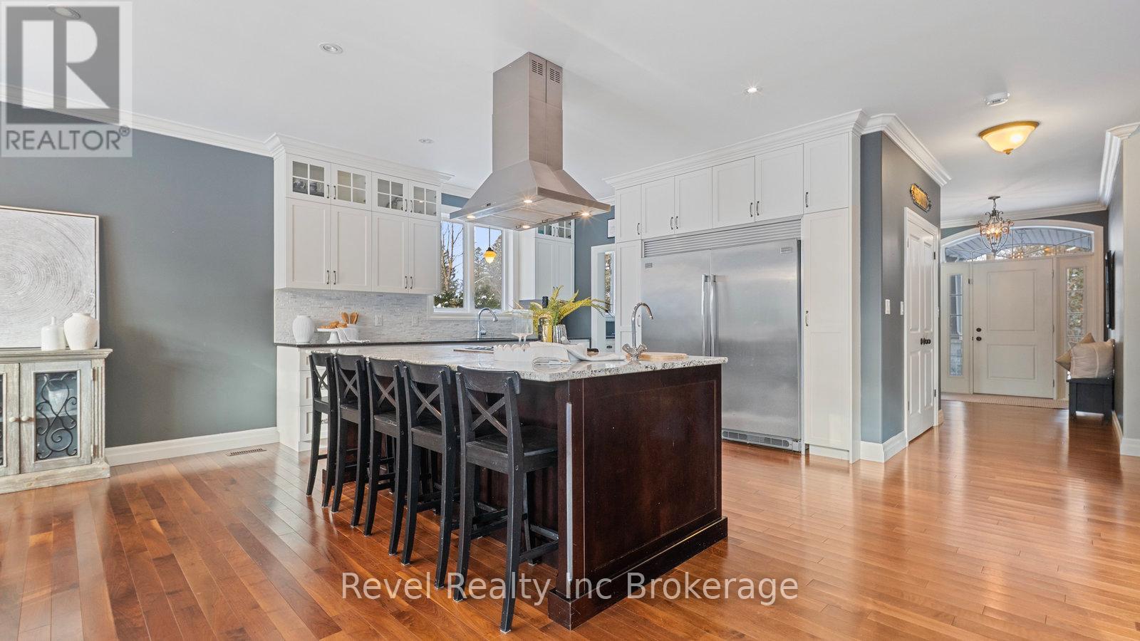 624 Devonshire Avenue, Woodstock (Woodstock - North), Ontario  N4S 5R2 - Photo 9 - X12626600