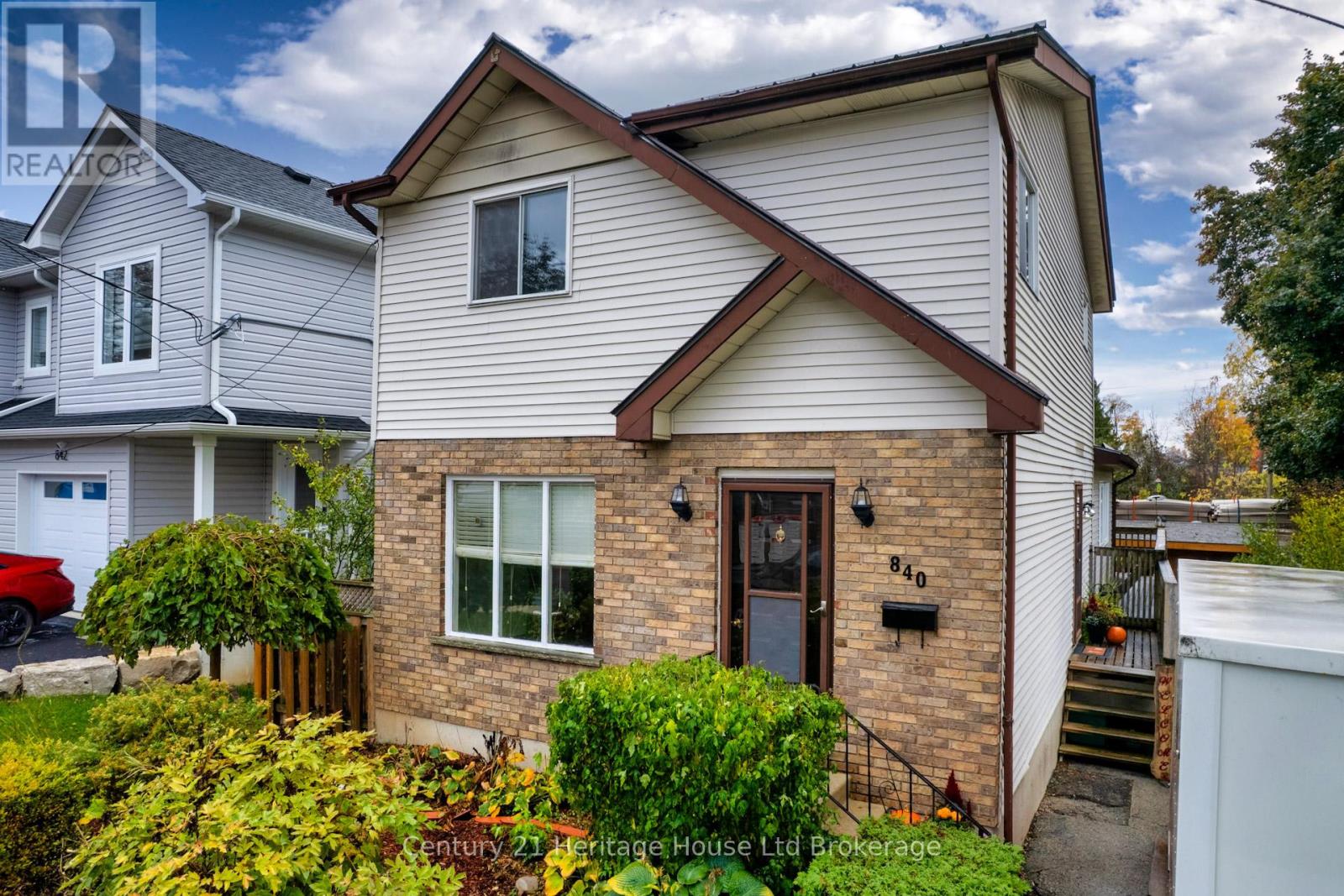 840 Water Street, Woodstock (Woodstock - South), Ontario  N4S 1S8 - Photo 2 - X12626630