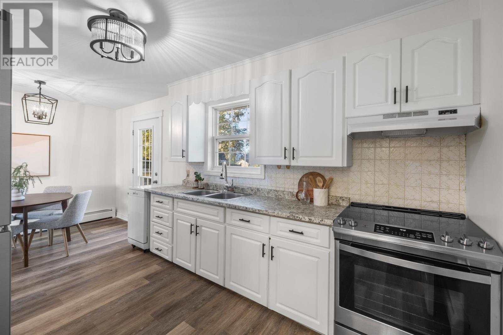 33 Dunkirk Street, Charlottetown, Prince Edward Island  C1A 3Z7 - Photo 13 - 202529316