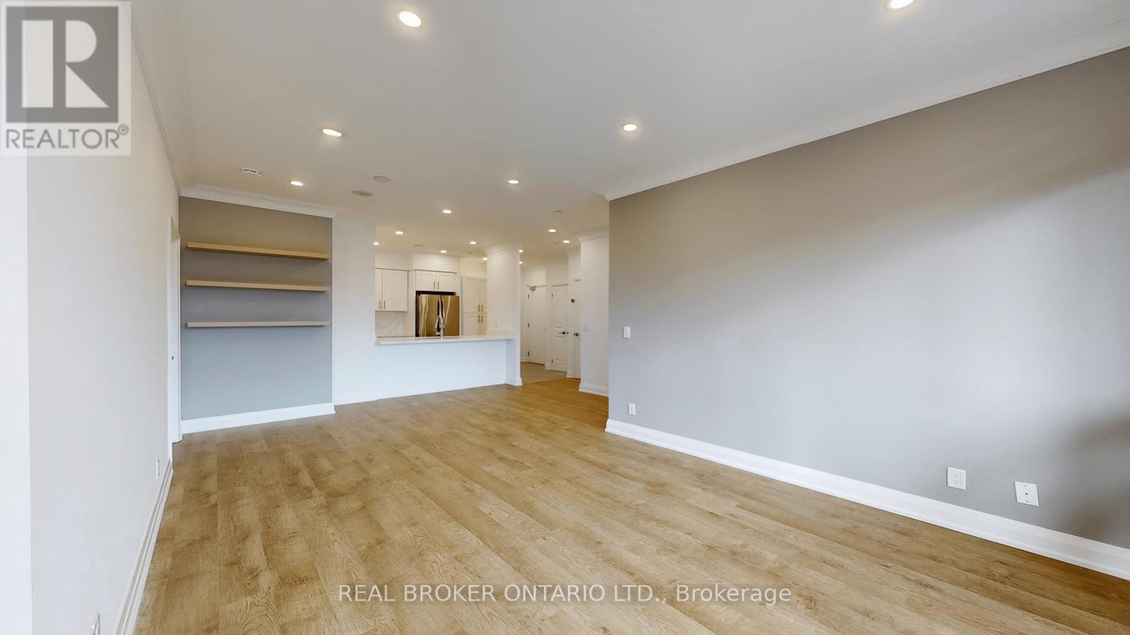 103 - 520 Steeles Avenue W, Vaughan, Ontario  L4J 0H2 - Photo 4 - N12626608