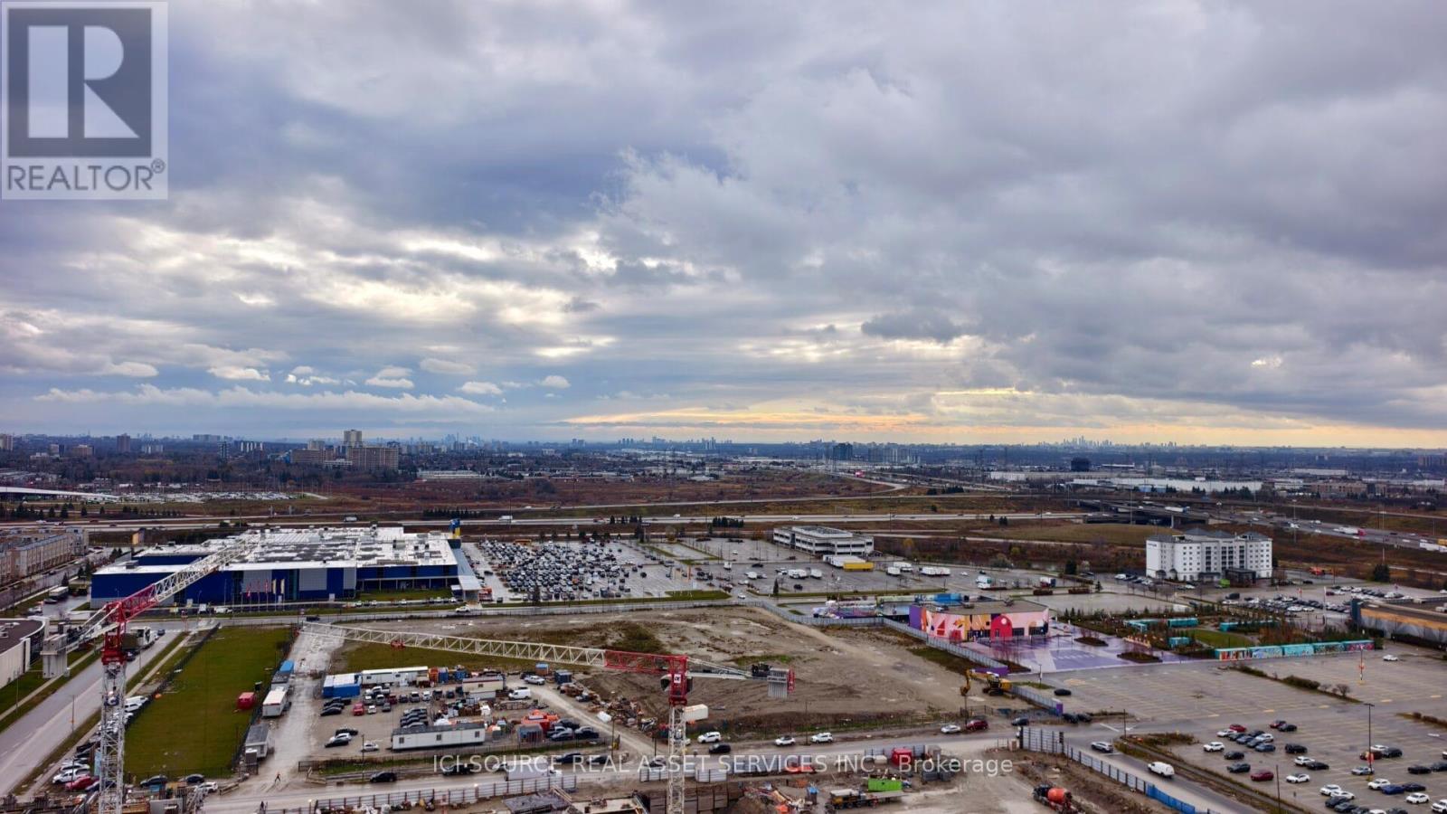 2311 - 8 Interchange Way, Vaughan, Ontario  L4K 0R2 - Photo 11 - N12626624