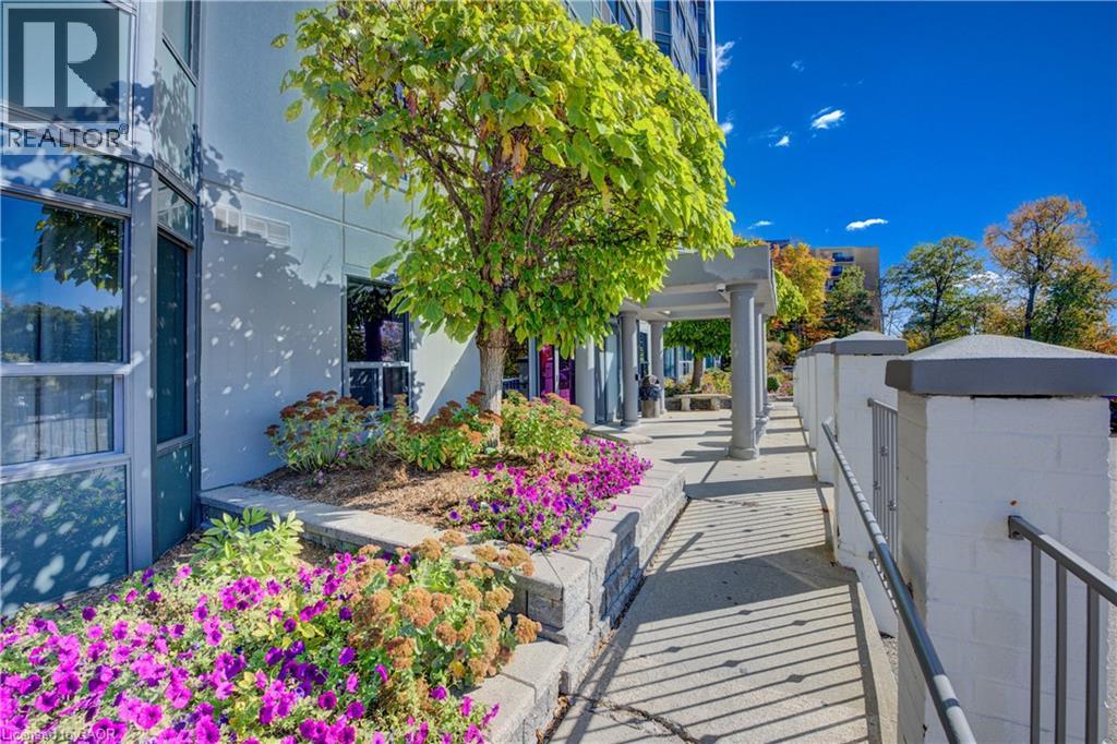 55 Green Valley Drive Unit# 811, Kitchener, Ontario  N2P 1Z6 - Photo 2 - 40778965