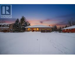 36 NICHOLSON CRESCENT, Springwater, Ontario