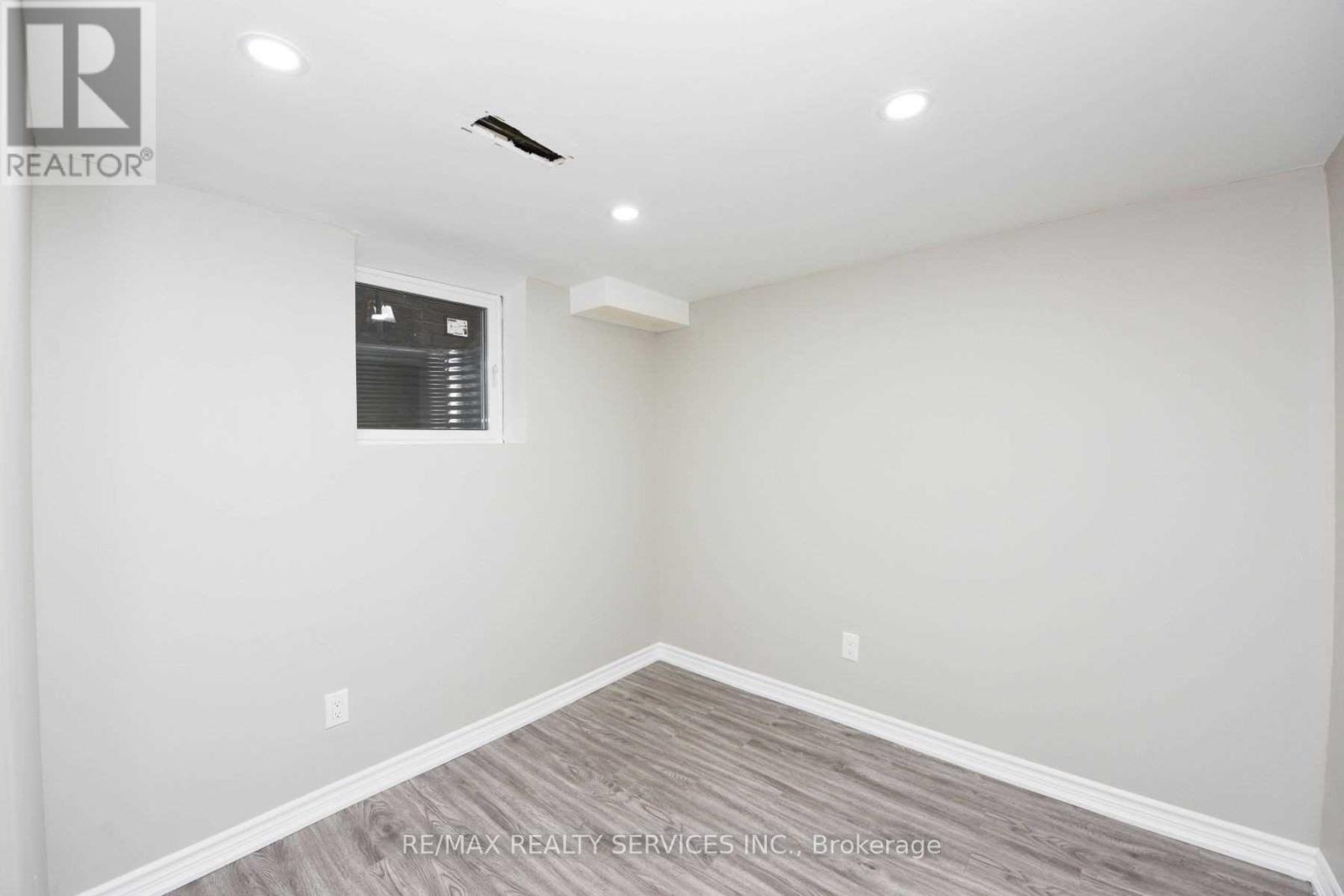 (Basement) - 4 Trewartha Crescent, Brampton (Heart Lake West), Ontario  L6Z 1X4 - Photo 6 - W12626606