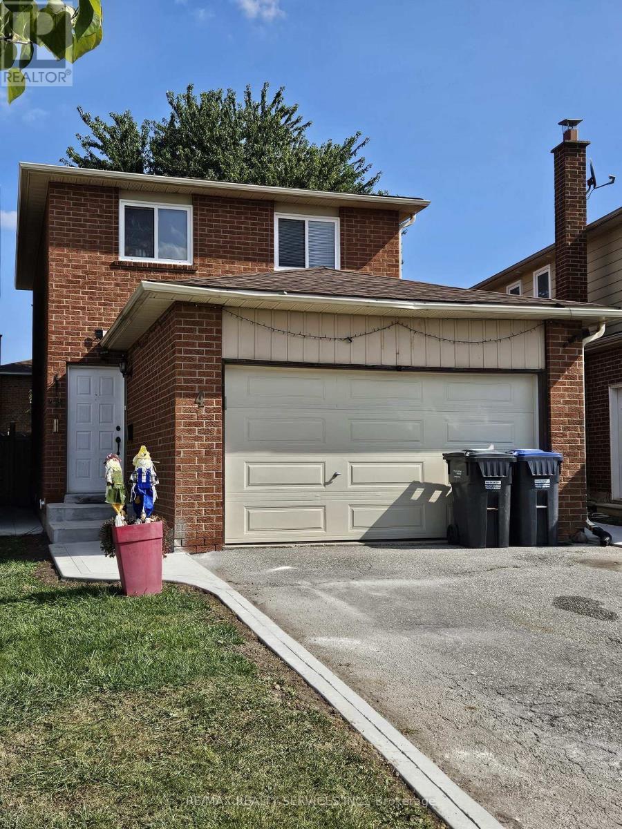 4 TREWARTHA CRESCENT, Brampton, Ontario