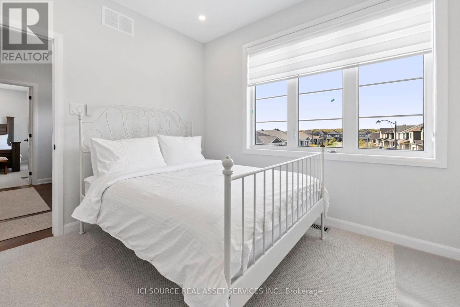 Upper - 733 Coast Circle, Ottawa, Ontario  K4M 0J4 - Photo 18 - X12626598