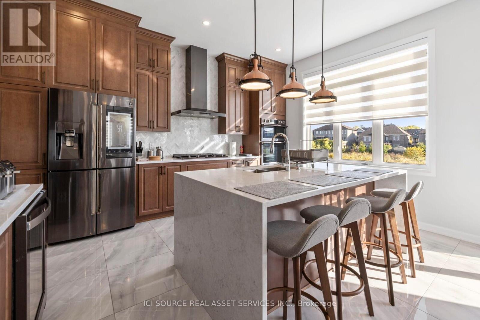 Upper - 733 Coast Circle, Ottawa, Ontario  K4M 0J4 - Photo 8 - X12626598