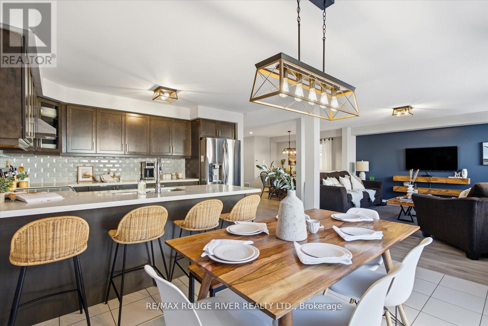 245 Blackwell Crescent, Oshawa, Ontario  L1L 0C9 - Photo 12 - E12614996