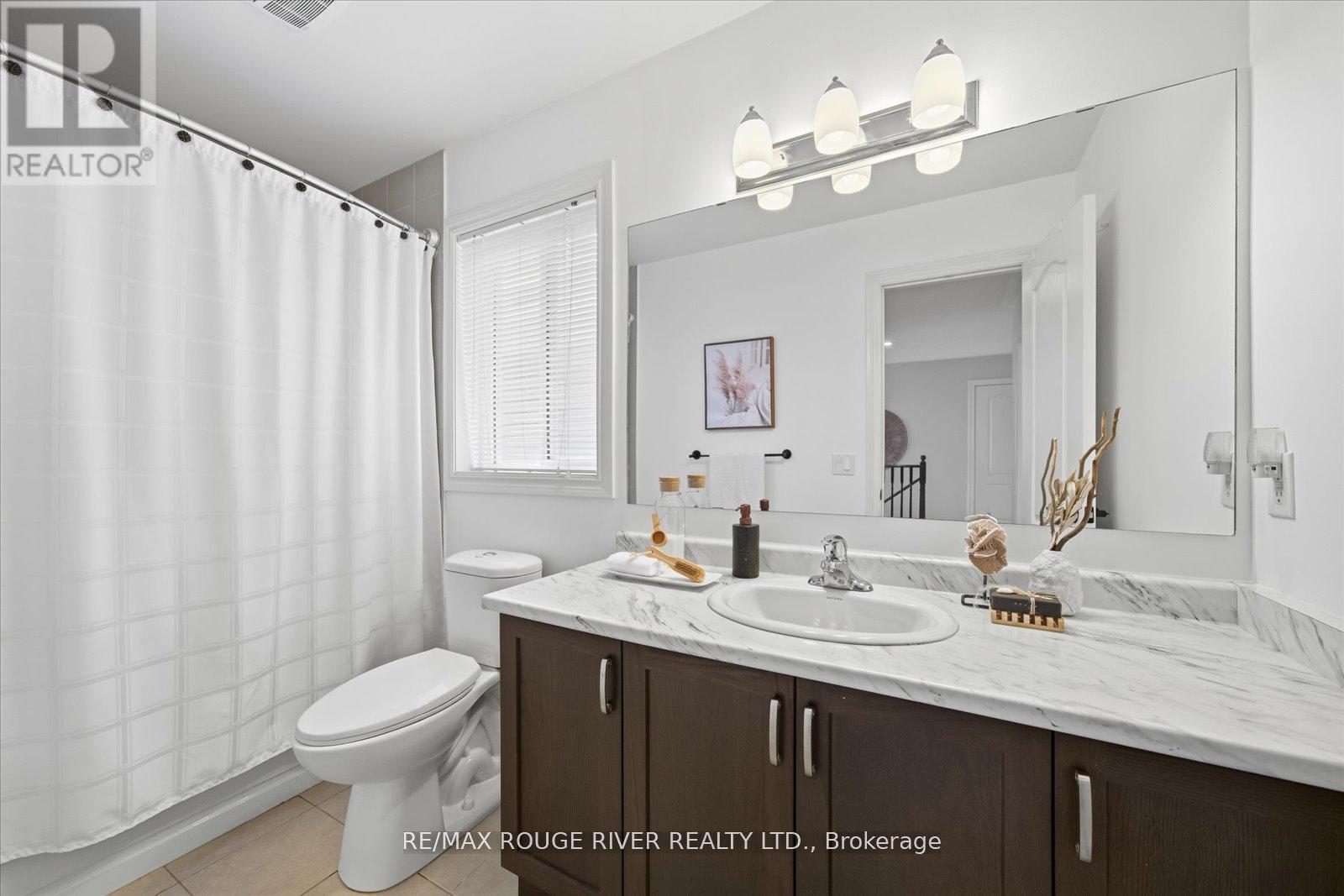 245 Blackwell Crescent, Oshawa, Ontario  L1L 0C9 - Photo 27 - E12614996