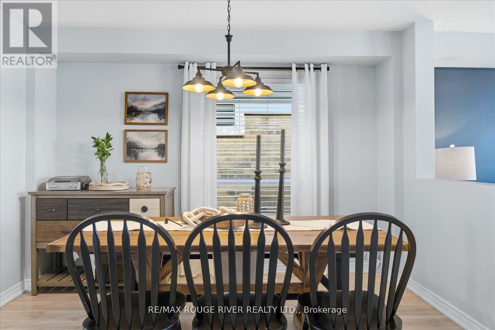 245 Blackwell Crescent, Oshawa, Ontario  L1L 0C9 - Photo 6 - E12614996