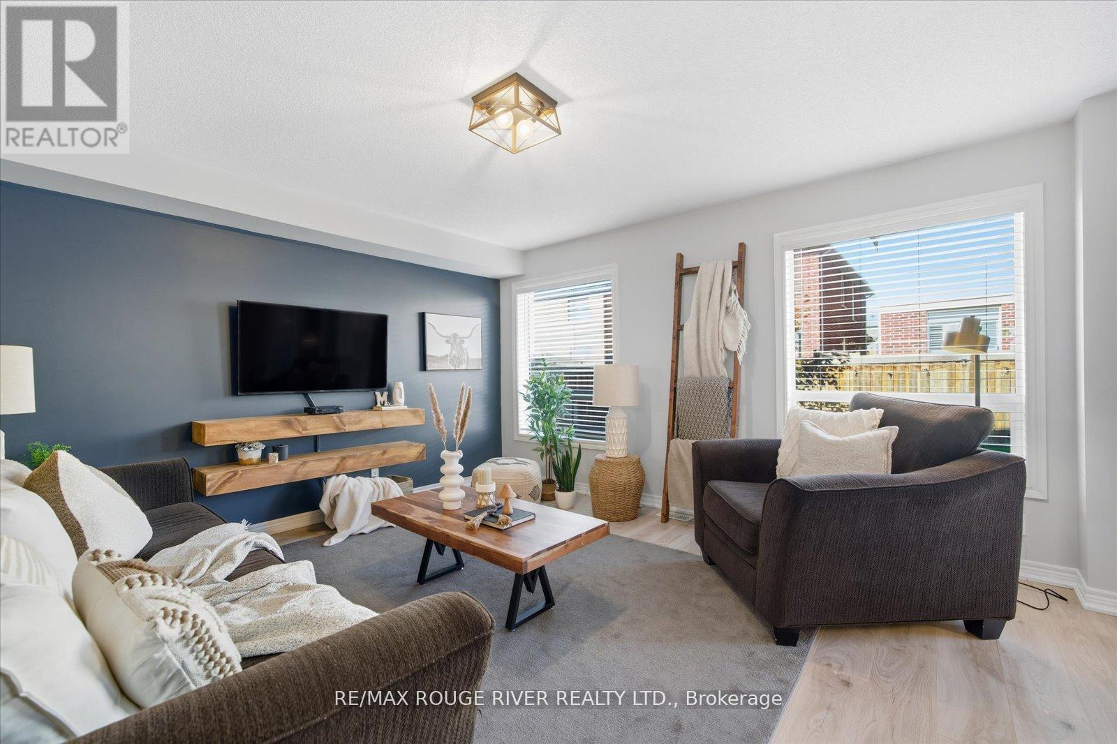 245 Blackwell Crescent, Oshawa, Ontario  L1L 0C9 - Photo 8 - E12614996