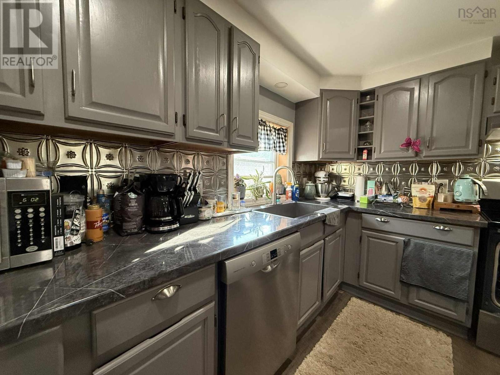 280 Two Island Road, Parrsboro, Nova Scotia  B0M 1S0 - Photo 11 - 202520368