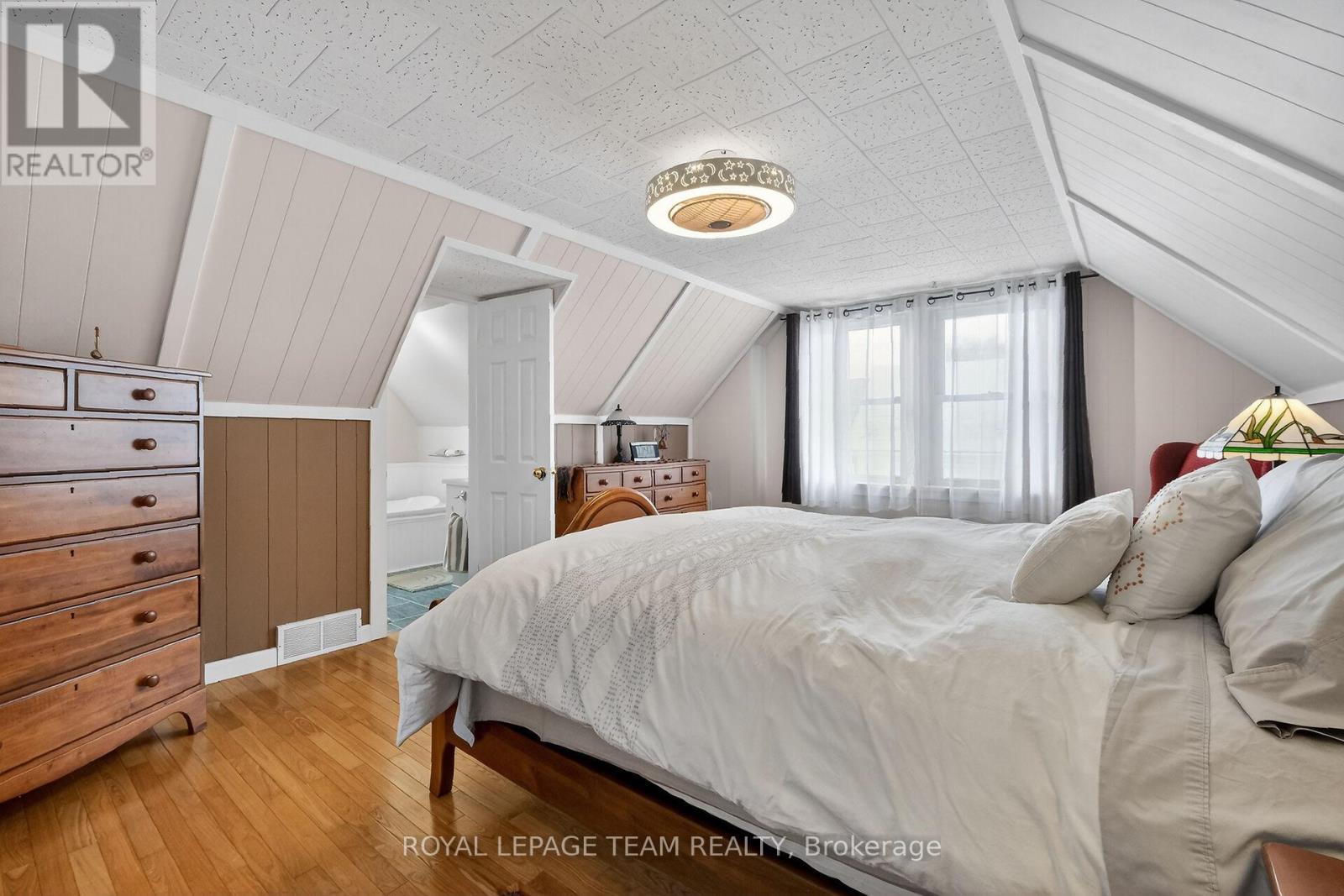 97 Woodward Street, Carleton Place, Ontario K7C 1E7 - Photo 28 - X12626644