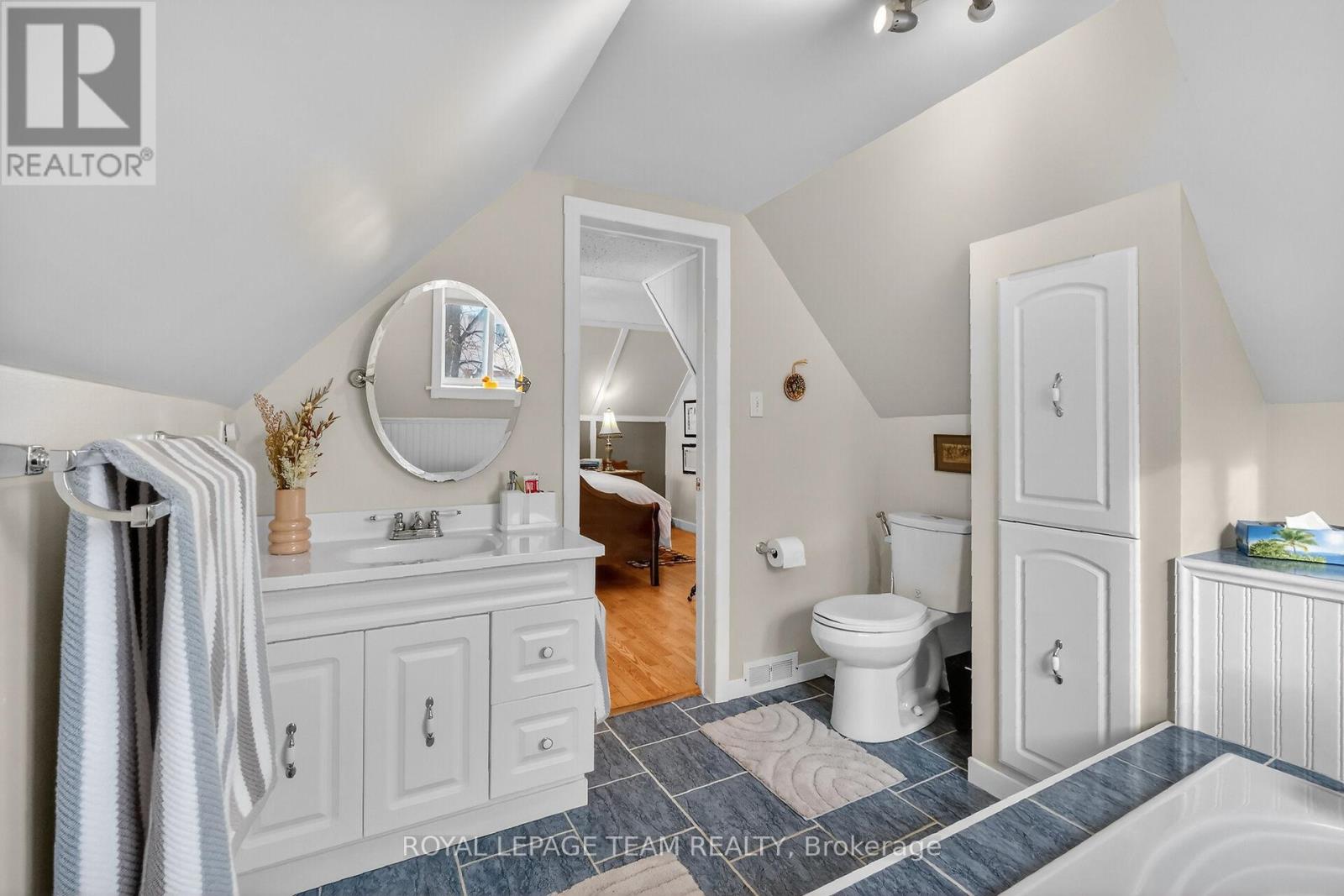 97 Woodward Street, Carleton Place, Ontario K7C 1E7 - Photo 29 - X12626644