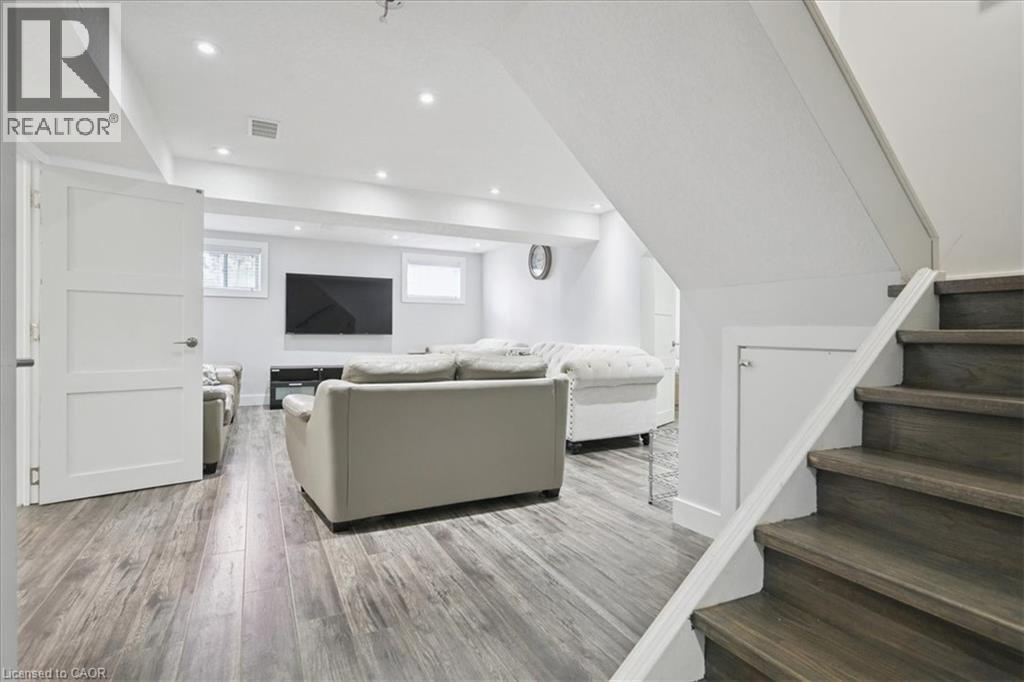 629 Burning Bush Road, Waterloo, Ontario  N2V 2C4 - Photo 36 - 40791354