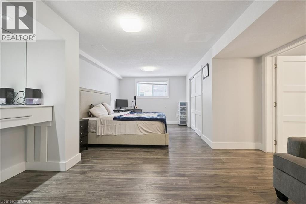 629 Burning Bush Road, Waterloo, Ontario  N2V 2C4 - Photo 39 - 40791354