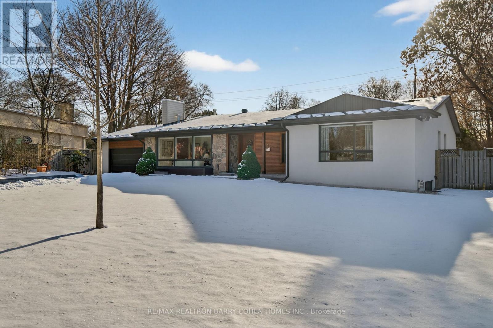 5 Sulgrave Crescent, Toronto, Ontario  M2L 1W5 - Photo 1 - C12626638