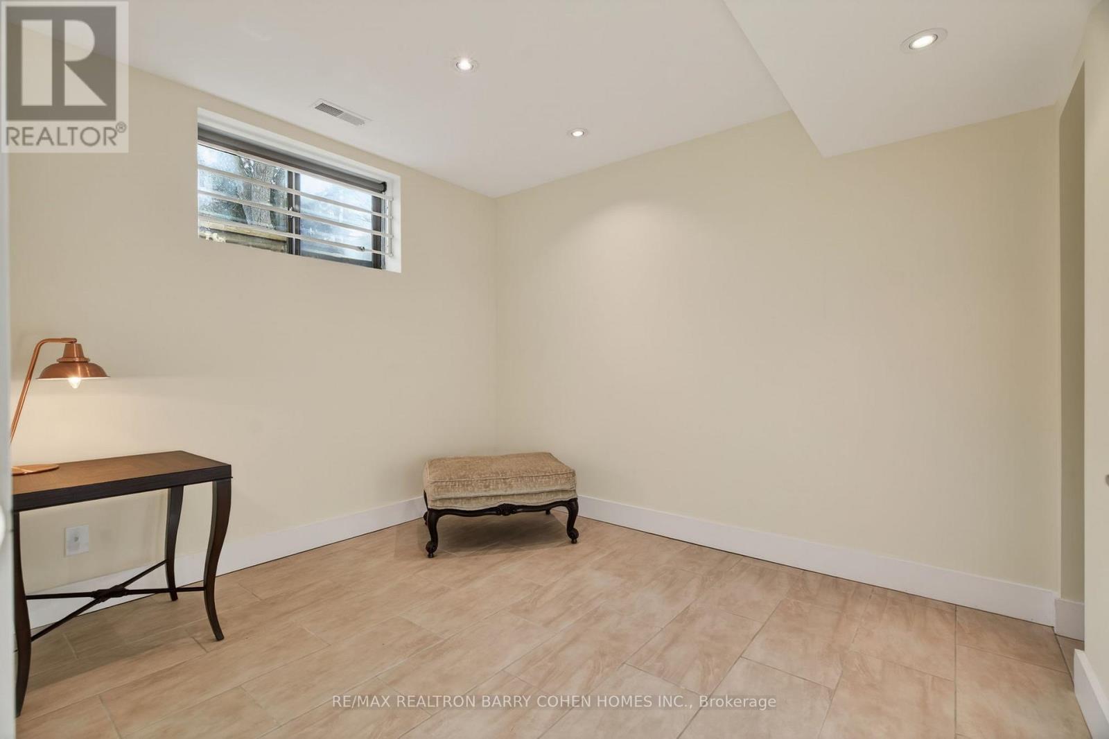 5 Sulgrave Crescent, Toronto, Ontario  M2L 1W5 - Photo 35 - C12626638