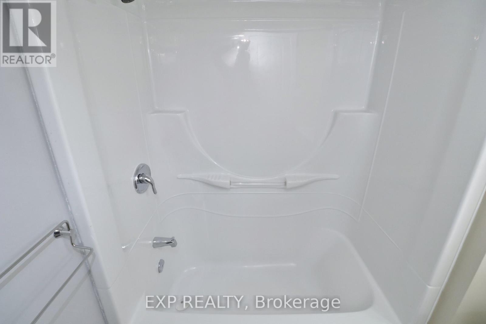 B - 1344 Avenue U Avenue, Ottawa, Ontario  K1G 0E1 - Photo 15 - X12614970