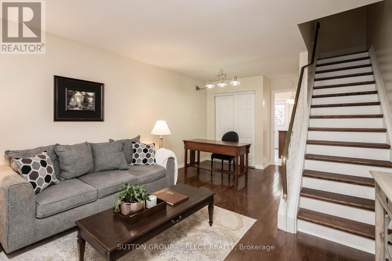 G - 111 Wellesley Crescent, London East, Ontario  N5V 1J6 - Photo 4 - X12612748