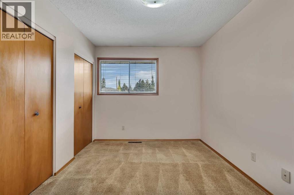 3303 Boulton Road Nw, Calgary, Alberta  T2L 1M2 - Photo 15 - A2260697