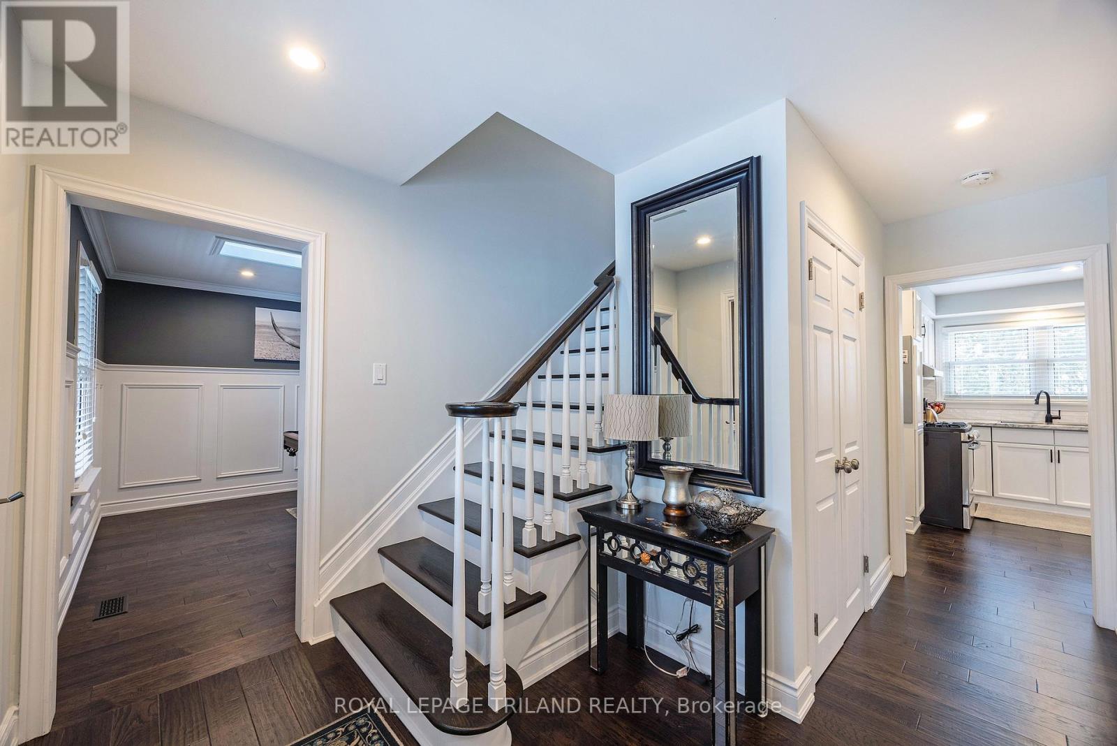 73 Mcleod Crescent, London North, Ontario  N5X 1S7 - Photo 6 - X12626668