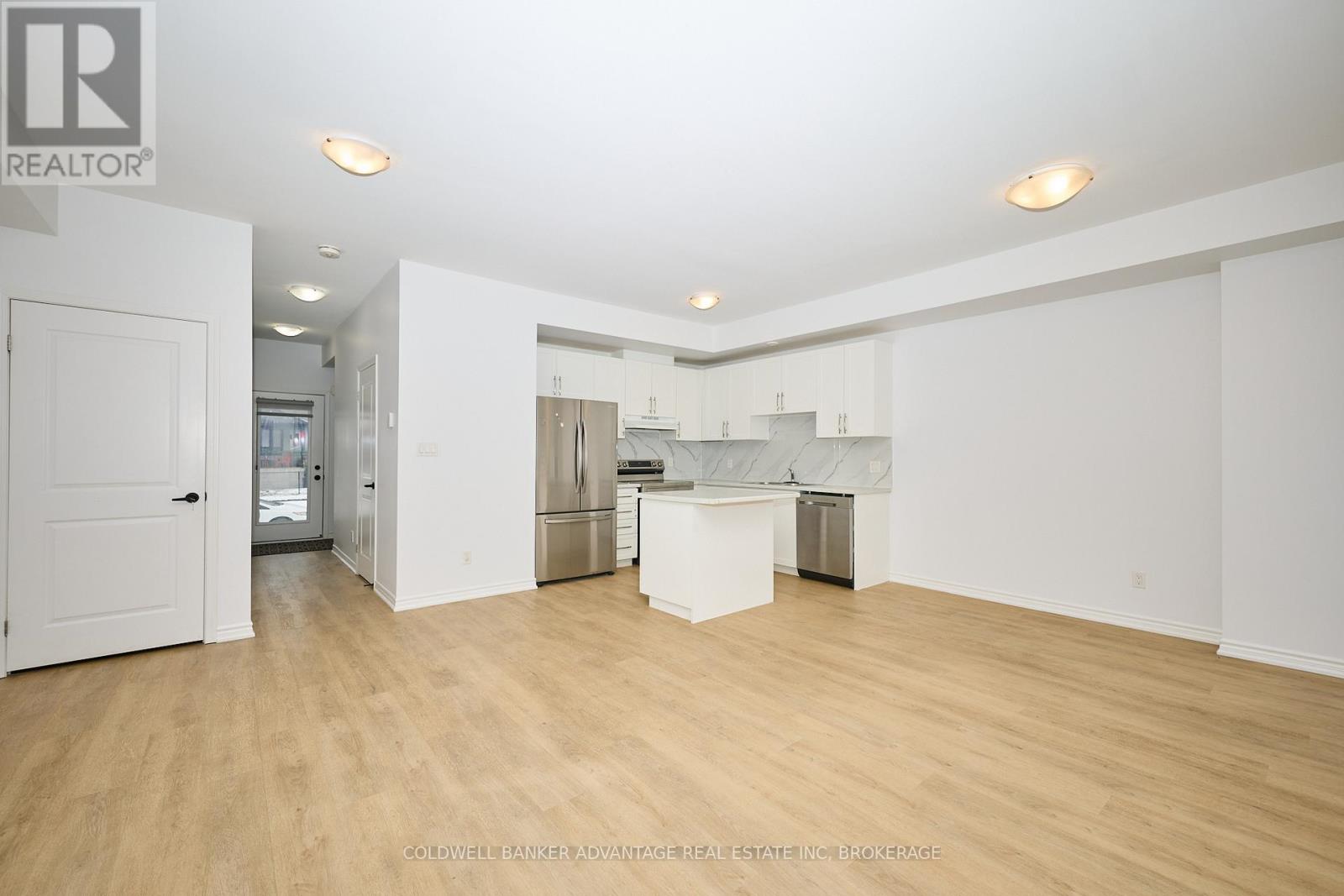 23 Perenack Avenue, Welland, Ontario  L3C 0J2 - Photo 7 - X12626652