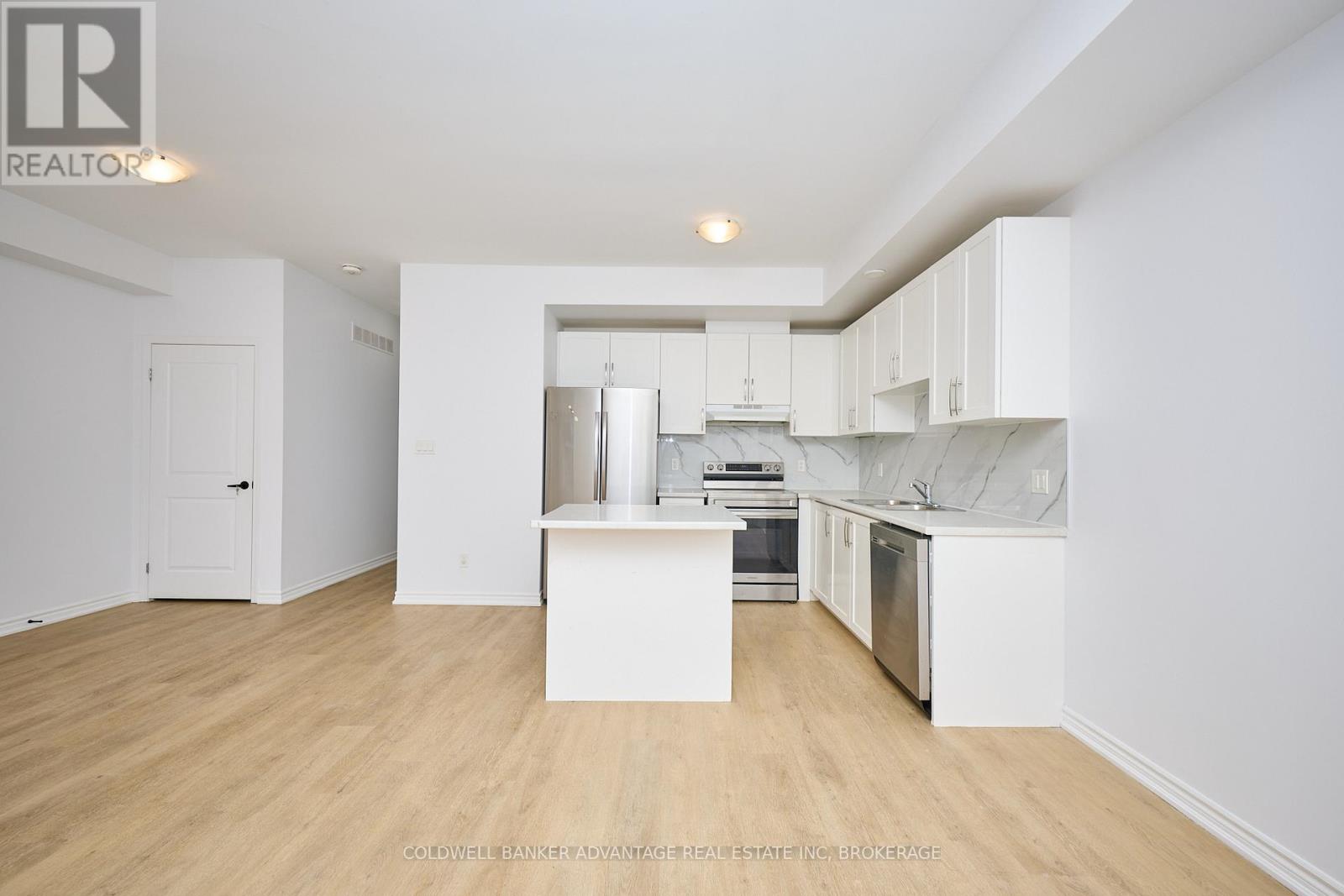 23 Perenack Avenue, Welland, Ontario  L3C 0J2 - Photo 9 - X12626652