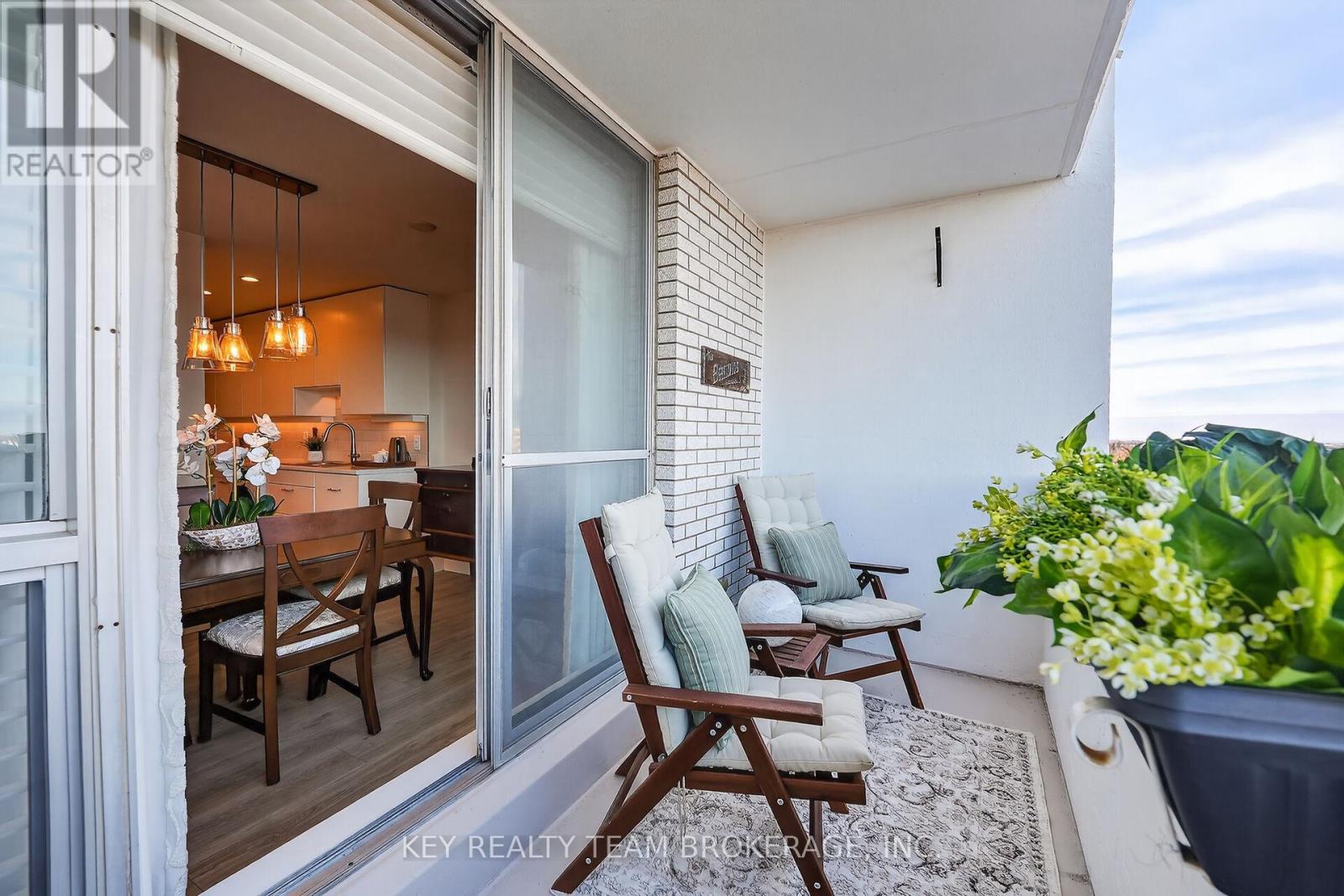 1107 - 15 Towering Heights Boulevard, St. Catharines, Ontario L2T 3G7 - Photo 30 - X12626654