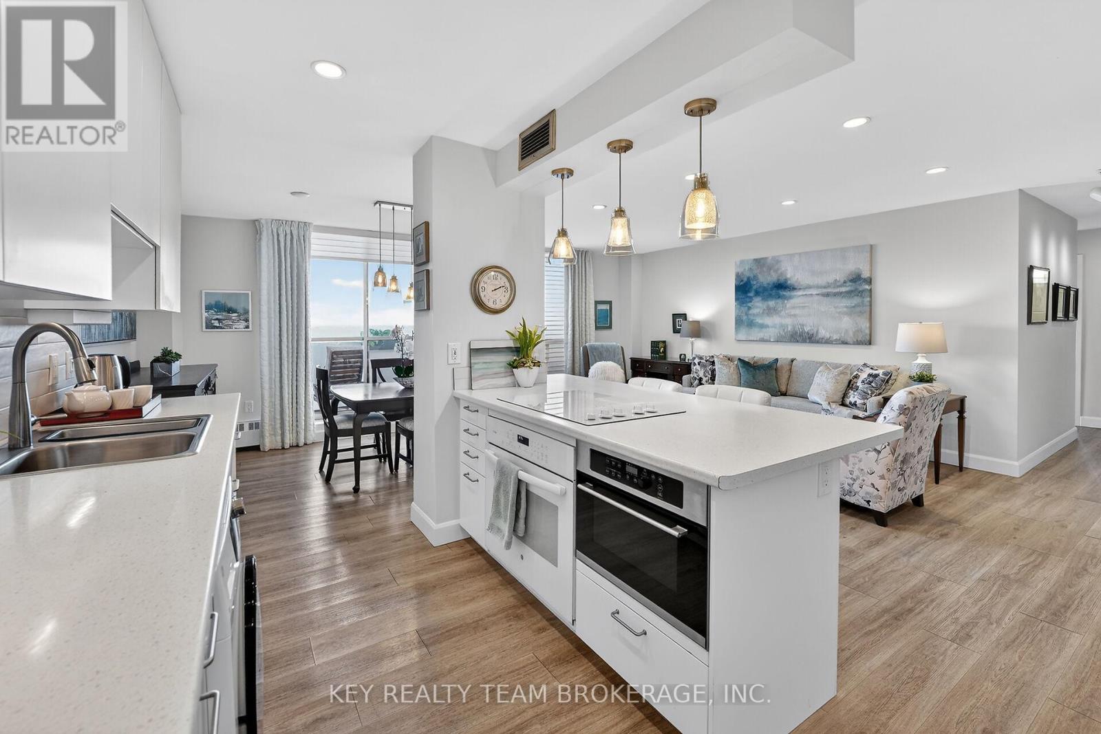 1107 - 15 Towering Heights Boulevard, St. Catharines, Ontario L2T 3G7 - Photo 6 - X12626654