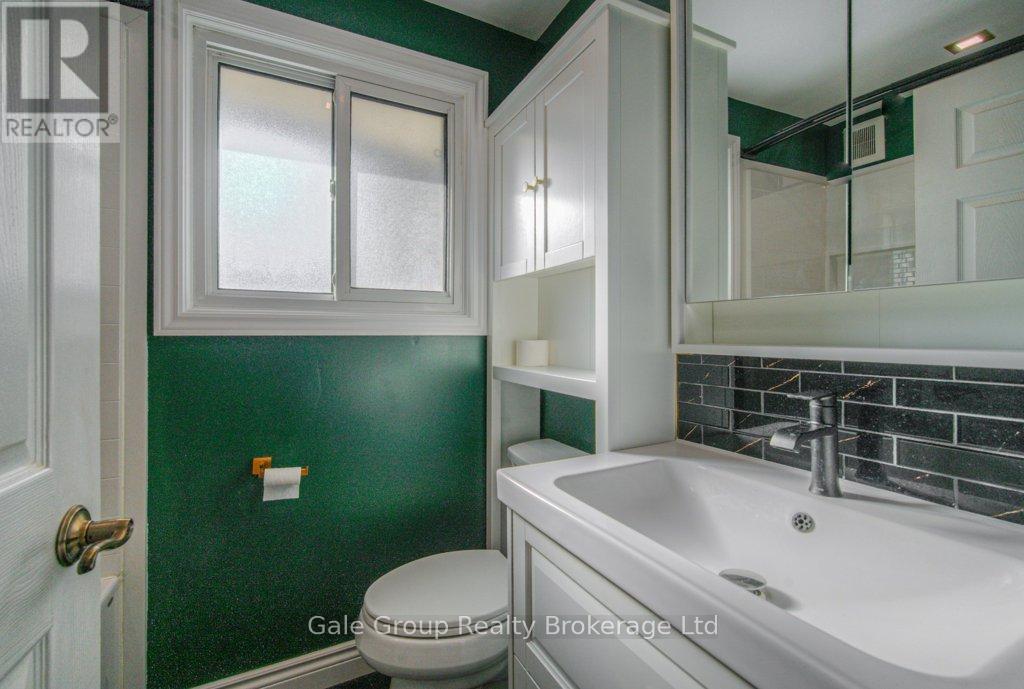 B - 808 Walter Street, Cambridge, Ontario  N3H 4P3 - Photo 22 - X12626682