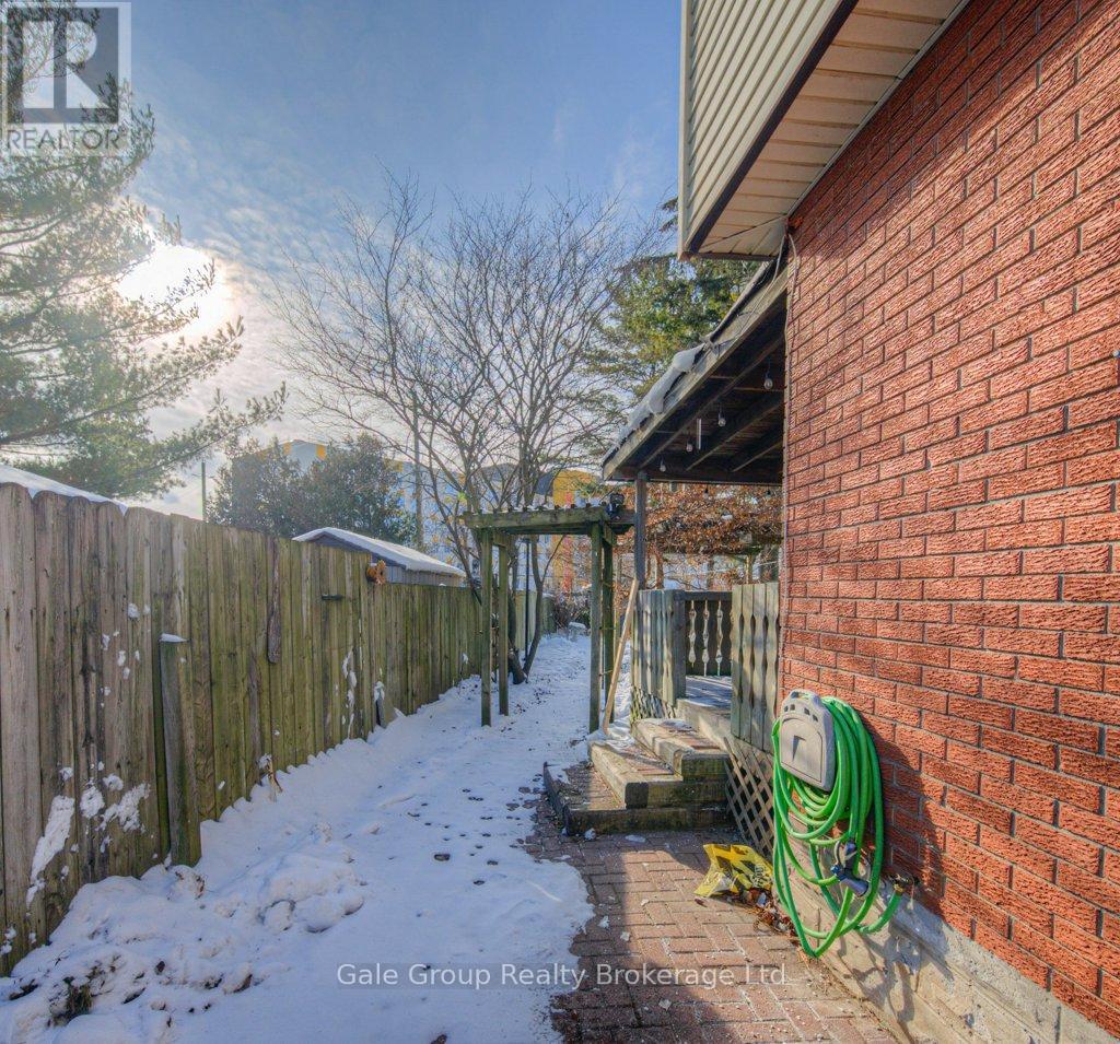 B - 808 Walter Street, Cambridge, Ontario  N3H 4P3 - Photo 37 - X12626682